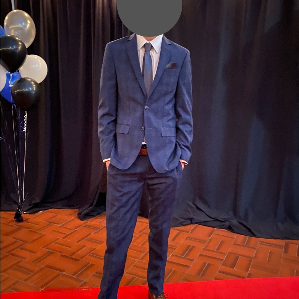 Men's Navy Blue Suit